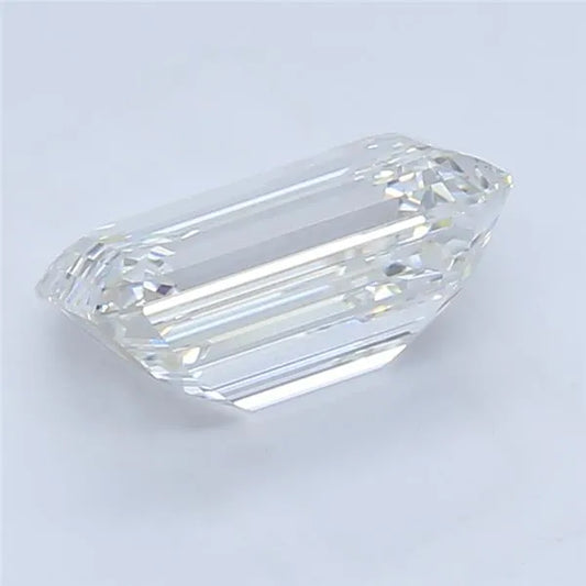 3.05 Carats EMERALD Diamond