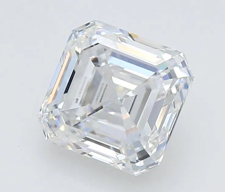 1.90ct Square emerald Lab Grown Diamond (Colour D, Clarity VVS1, IGI)