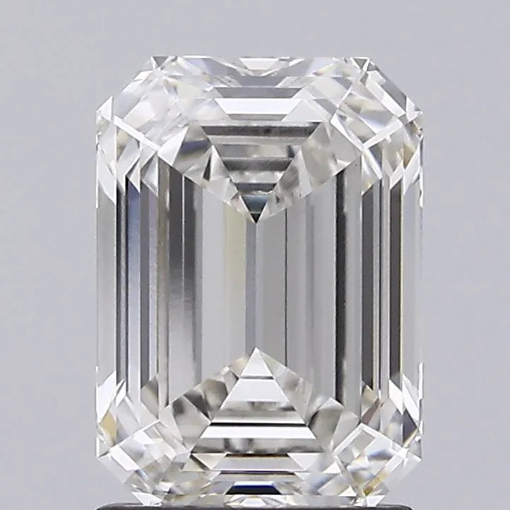 1.85 Carats EMERALD Diamond