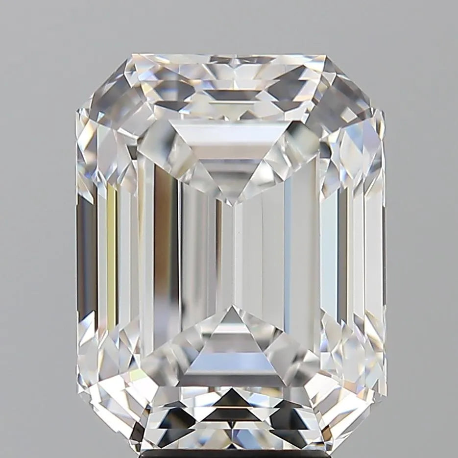 7.07ct Emerald Natural Diamond (Colour D, Clarity FL, GIA Certified)