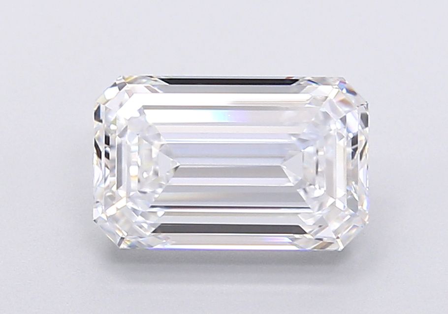 2.61 Carats EMERALD Diamond