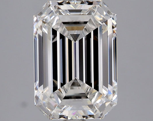 3.04 Carats EMERALD Diamond