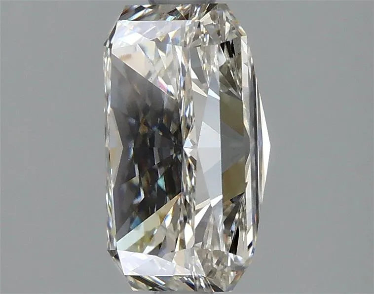 2.21ct Radiant Lab Grown Diamond (Colour H, Clarity VS2, IGI)