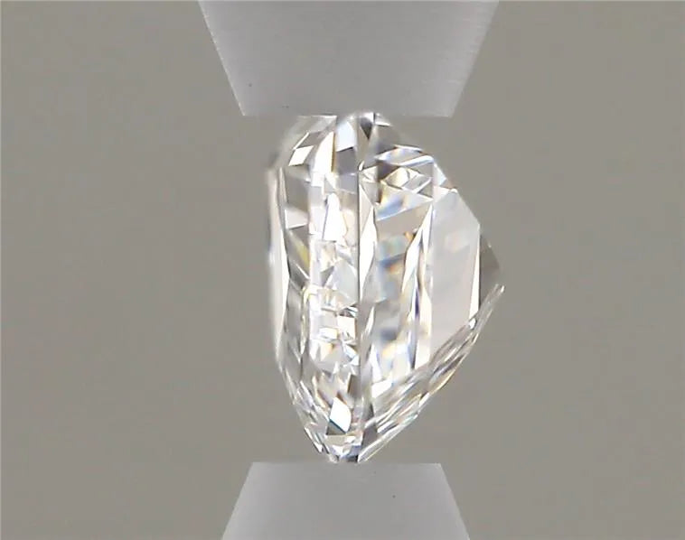 1.75 Carats ROUND Diamond