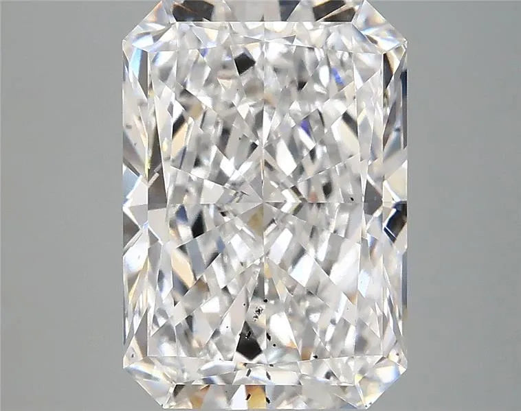 4.00ct Radiant Lab Grown Diamond (Colour D, Clarity SI1, IGI Certified)