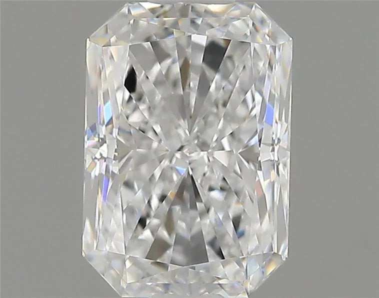 0.9 Carats RADIANT Diamond