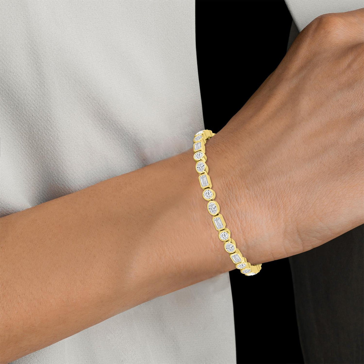 Yellow Gold / Lab Grown Diamond Bezel Bracelet