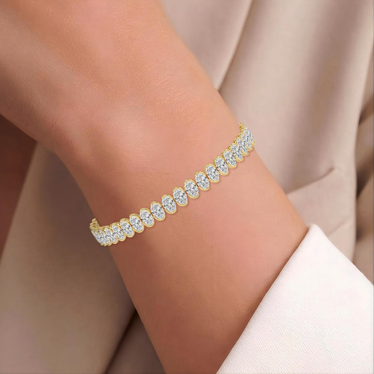 Yellow Gold / 13.85ct Lab Grown Diamond Bracelet