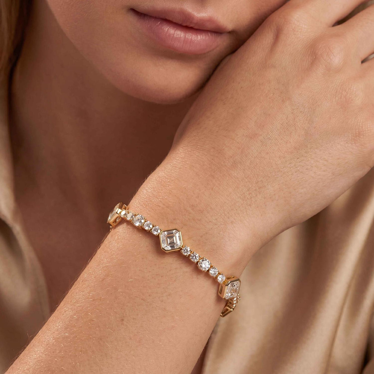 Yellow Gold / 7.75ct Lab Grown Diamond Bracelet