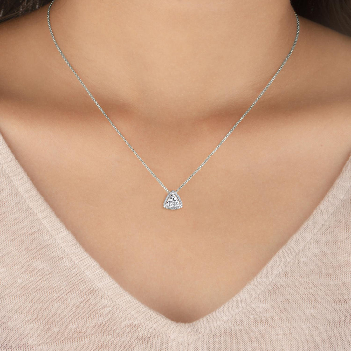 White Gold / 0.81ct Lab Grown Diamond Halo Pendant