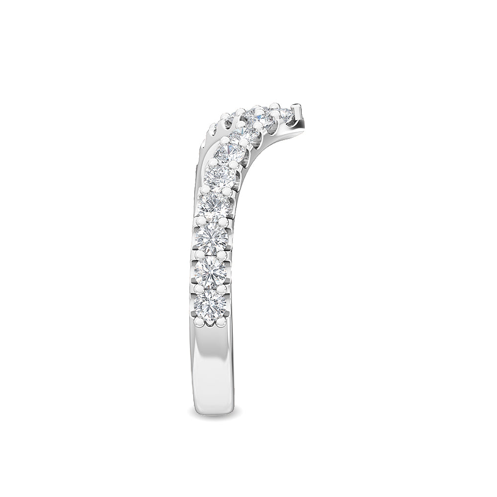White Gold / Almas Prong Wedding Band