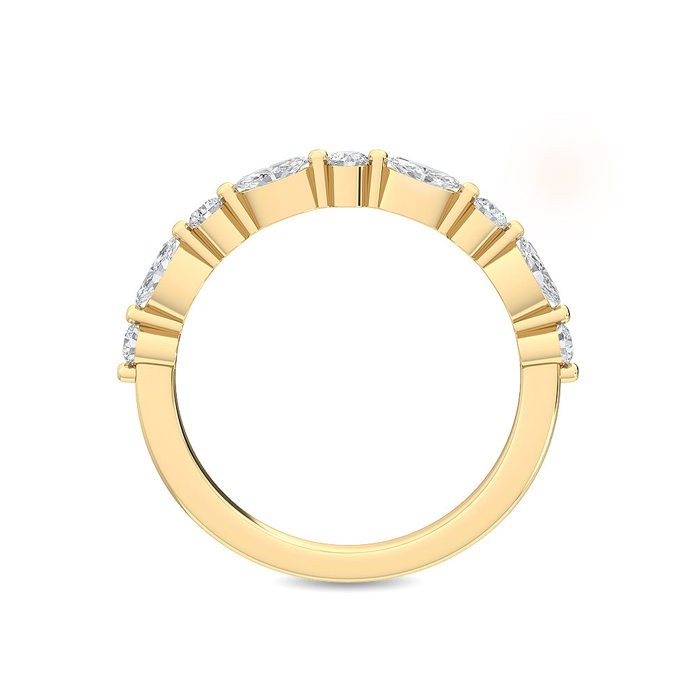Yellow Gold / Leena Diamond Wedding Band