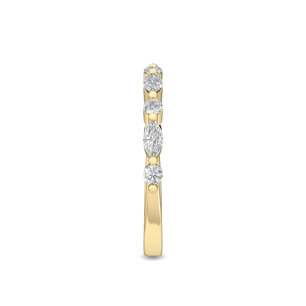 Yellow Gold / Leena Diamond Wedding Band
