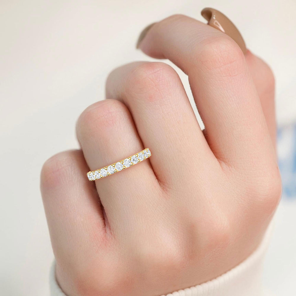 Yellow Gold / Dilnaz Prong Wedding Band
