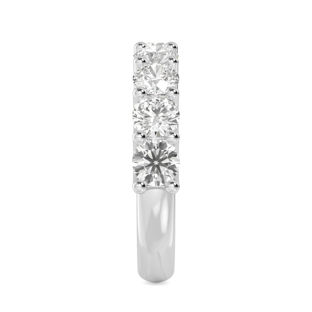 White Gold / Amal Prong Wedding Band