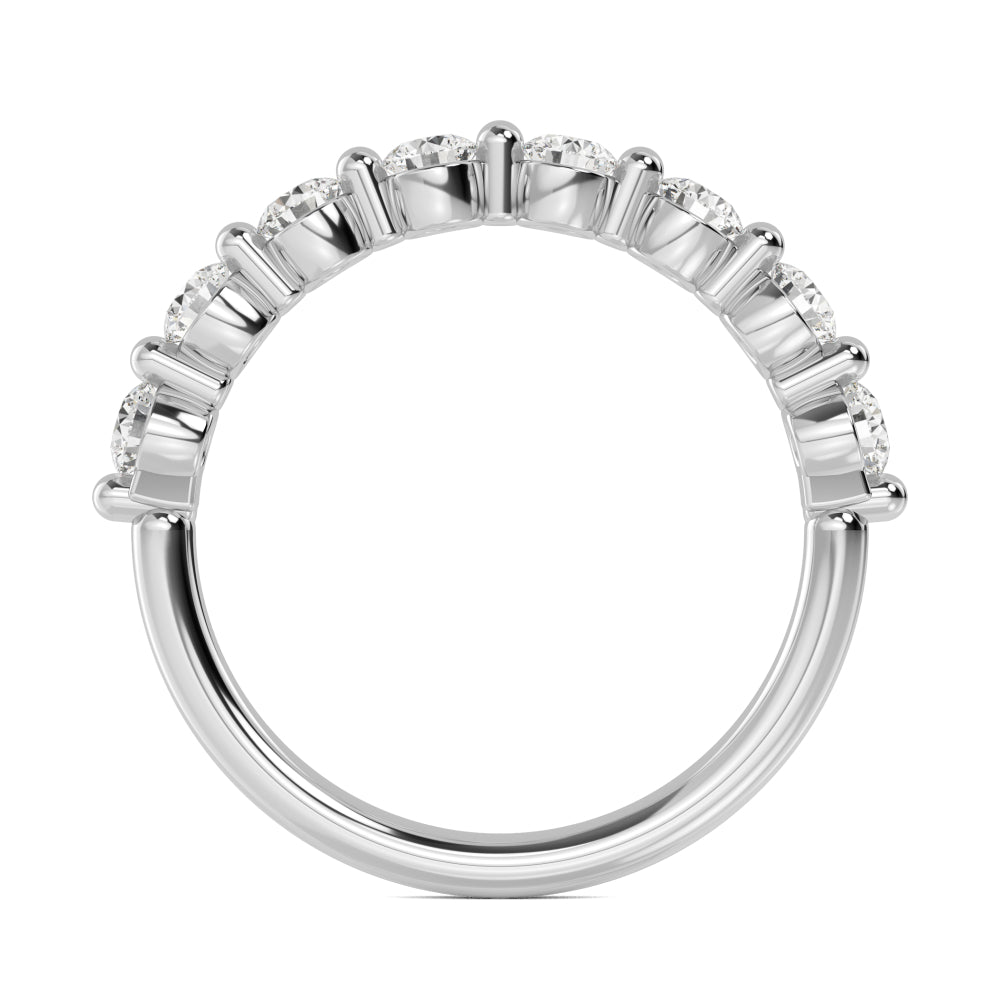 White Gold / Aurelia Prong Wedding Band