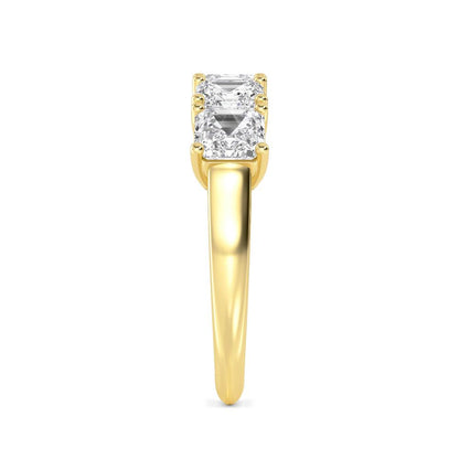 Yellow Gold / Kaia Diamond Wedding Band