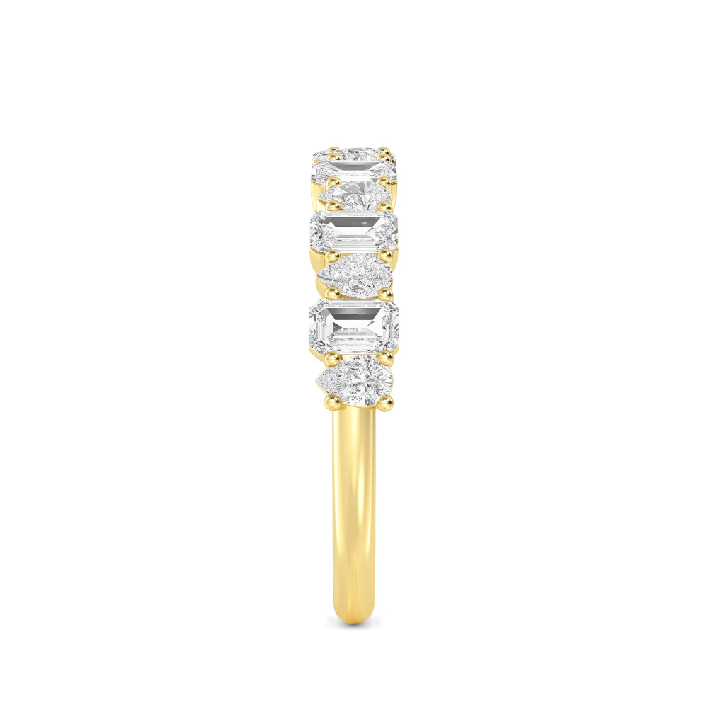Yellow Gold / Leia Diamond Wedding Band