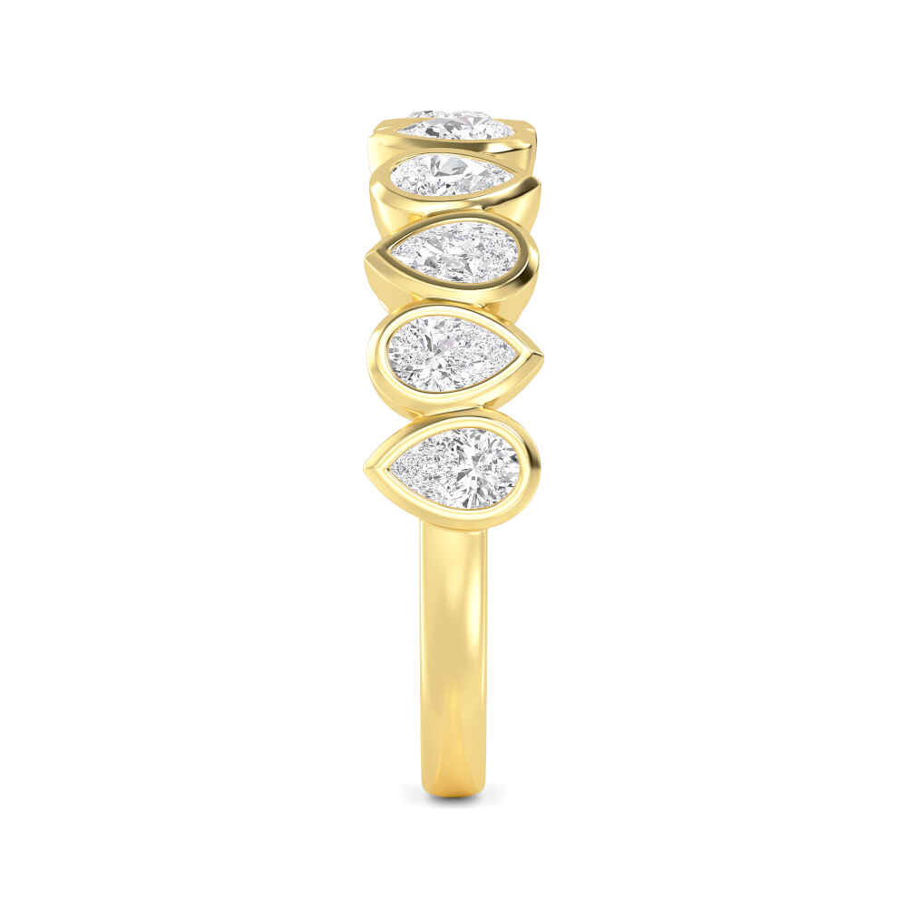 Yellow Gold / Aster Diamond Wedding Band