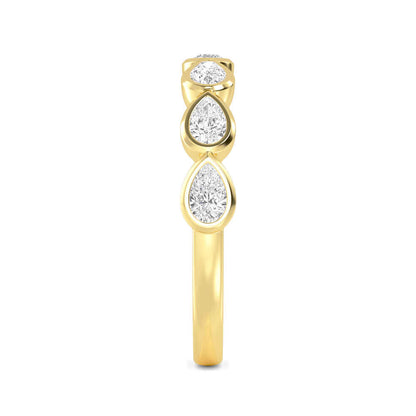 Yellow Gold / Maeve Diamond Wedding Band